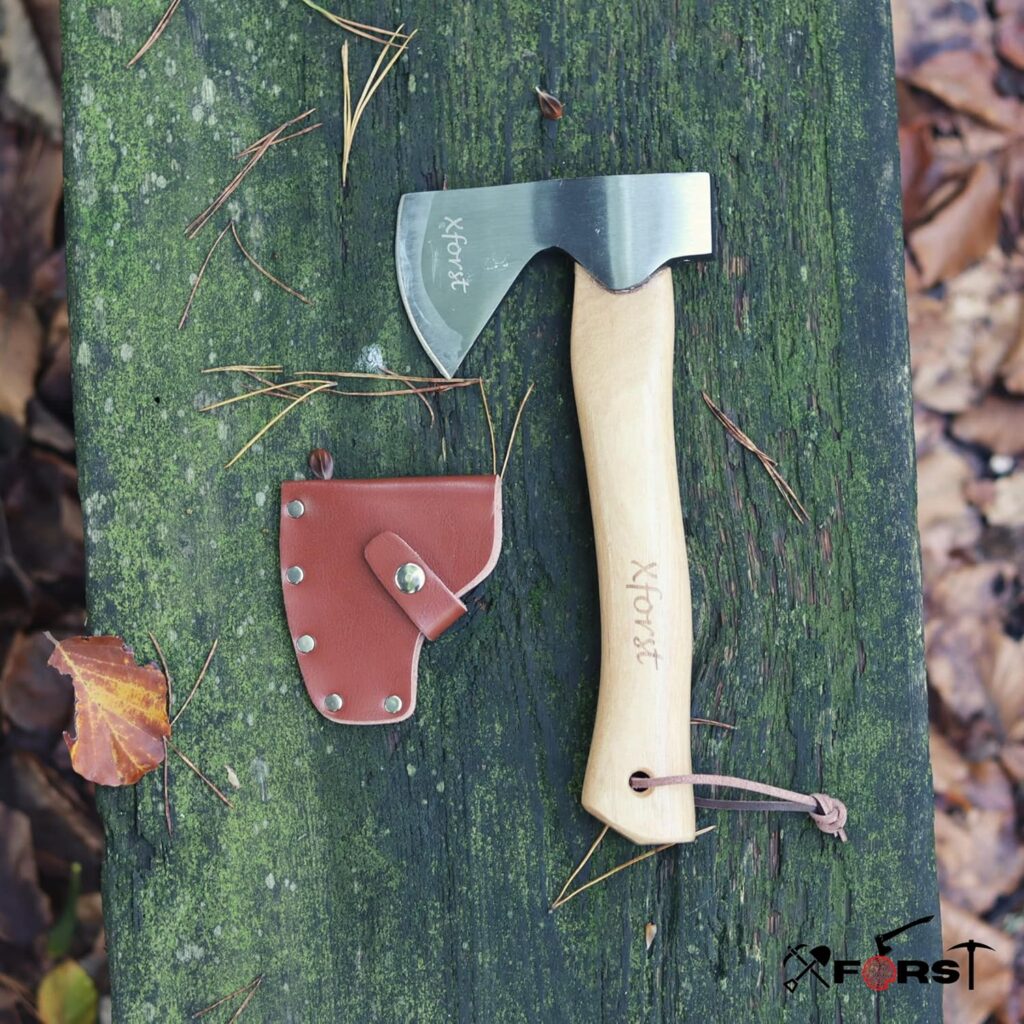Hacha Xforst en madera